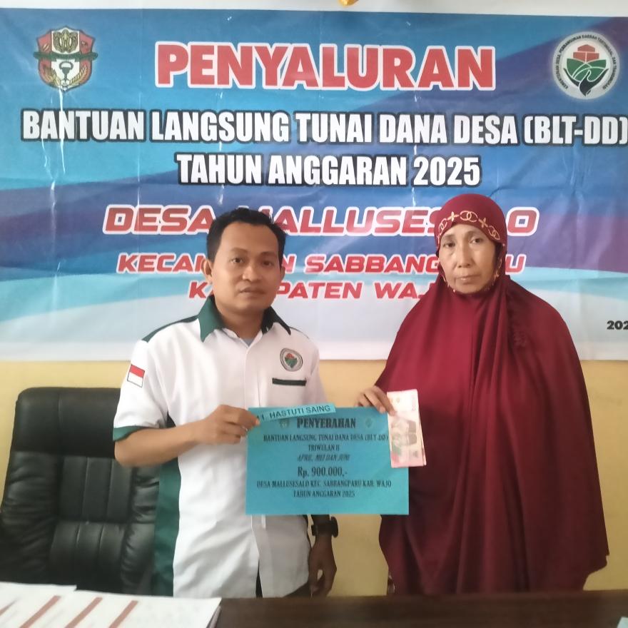 Desa Mallusesalo Salurkan BLT Dana Desa Triwulan II Tahun 2025 kepada Keluarga Penerima Manfaat