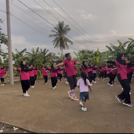 Senam di Desa Mallusesalo