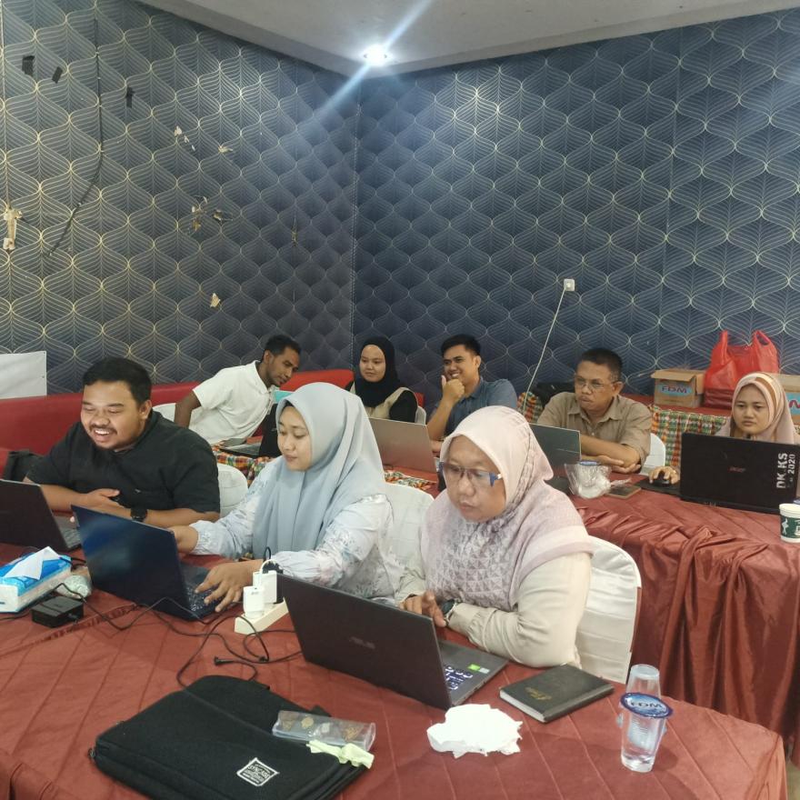 BKAD Sabbangparu Gelar Pelatihan Website untuk Perangkat Desa